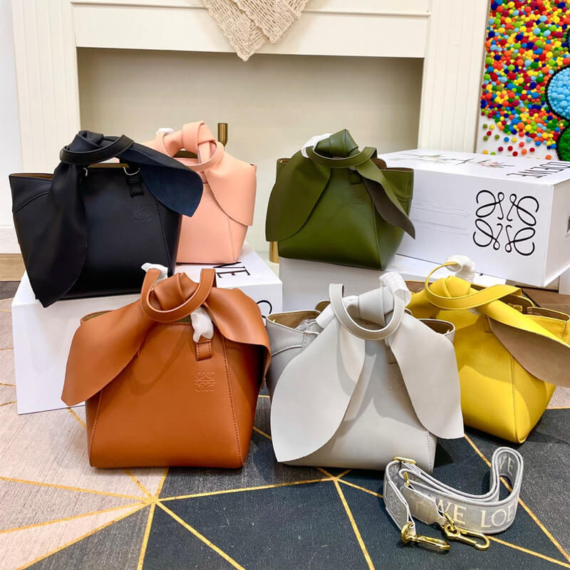 ロエベ ハンモックバニーバッグ loewe うさぎ ショルダーバッグ 可愛い 
