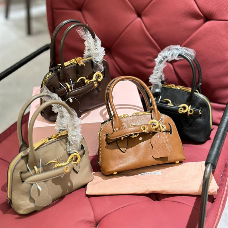 MIU MIU ブラウンレザーミニハンドバッグ~~· ミュウミュウ MIU MIU 