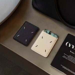 magsafe カード ケース おすすめ マルジェラ カード ケース マグネットケース magsafe 対応 カード ホルダー マグセーフ カード ケース