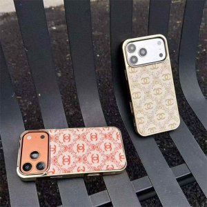 Alternative view of シャネル iphone17/16 ケース パロディ iphone17pro/16pro ケース 刺繍 ブランド スマホケース ハイ ブランド レディース iphone15promax/14pro ケース 布 iphone13/12 ケース おしゃれ 大人 プレゼント用 韓国 トレンド