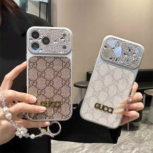 gucci アイ フォン17/17pro ケース iphone17promax/16proケース キラキラ ブランド スマホケース カメラ 保護 iphone16/15 ケース ビーズ ストラップ キラキラ ストーン iphone14/14pro ケース iphoneケース 女子 人気 ブランド